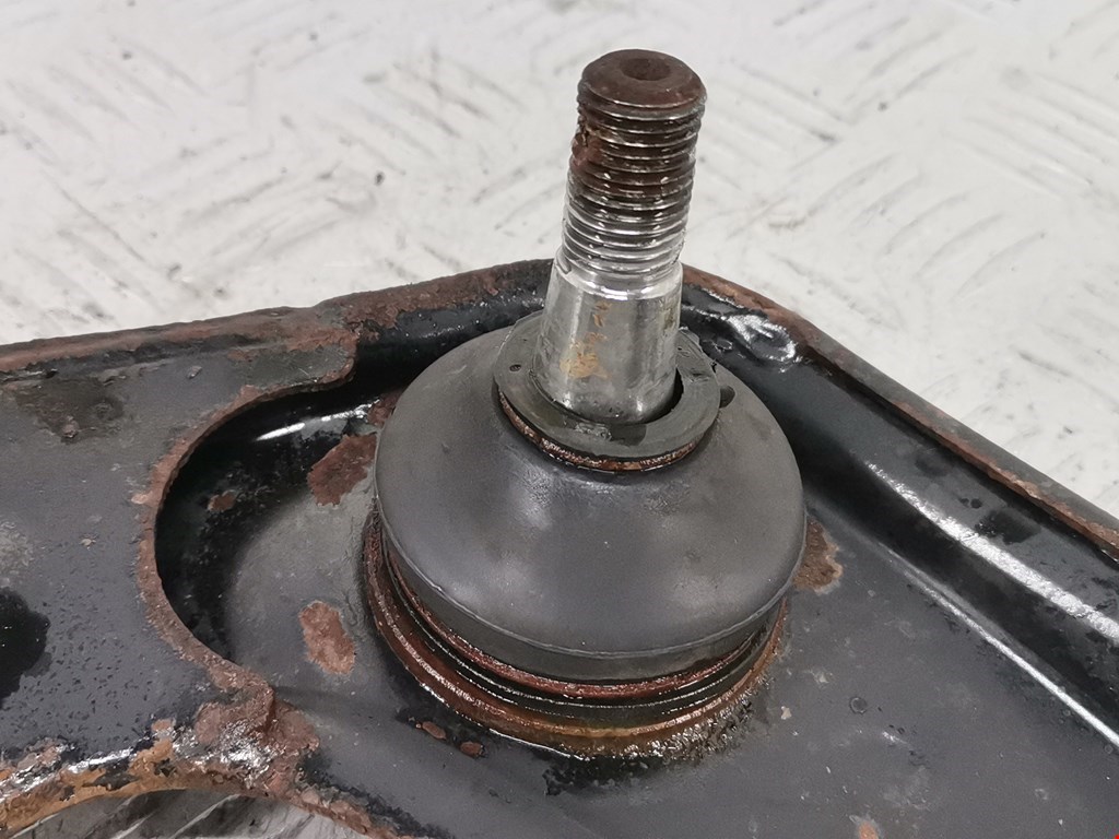 Рычаг передний левый NISSAN Navara III D40 2005-2015