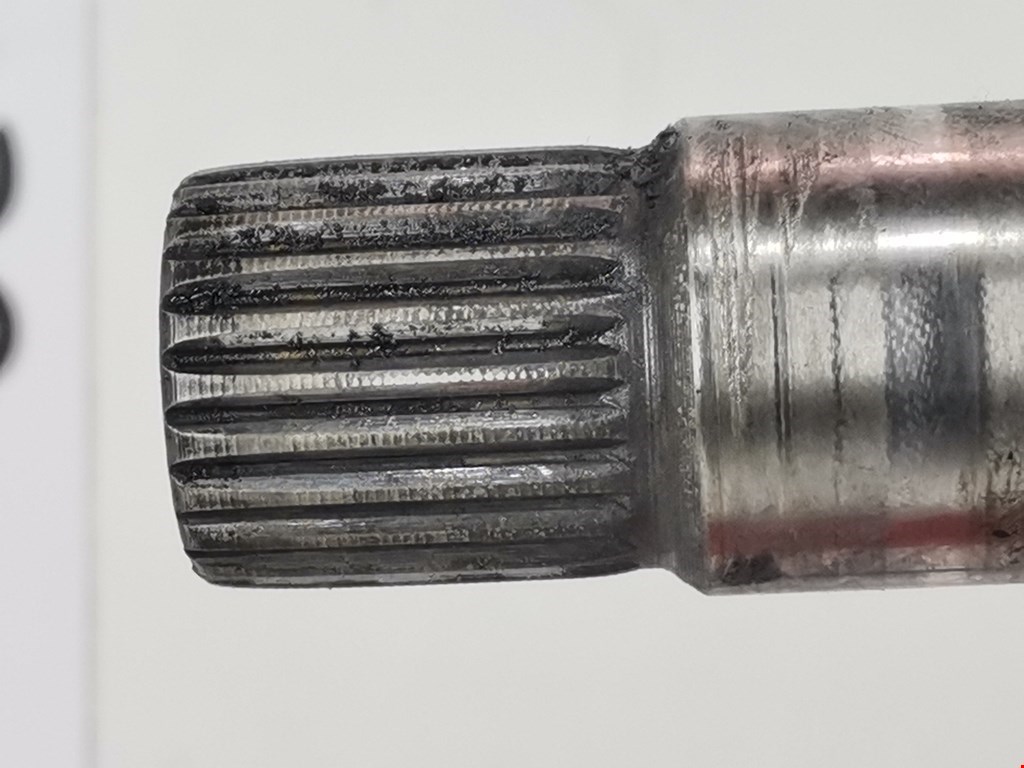 Полуось (привод, приводной вал) передняя правая FORD Fusion 2002-2012