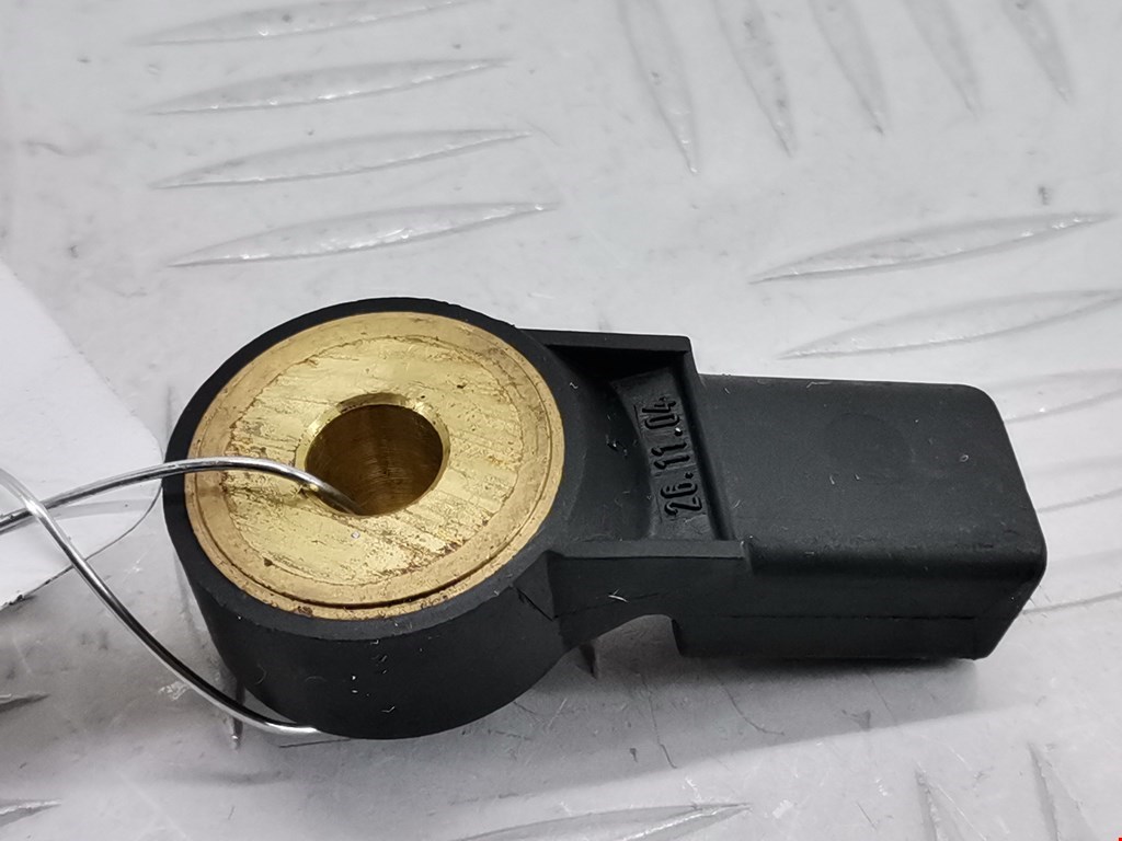 Датчик детонации AUDI A4 B7 2004-2007