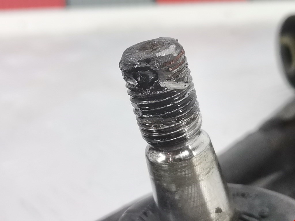 Рычаг передний правый NISSAN Navara III D40 2005-2015