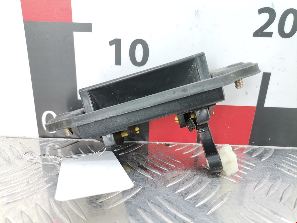 Ручка двери багажника наружная MAZDA MPV LW 1999-2006