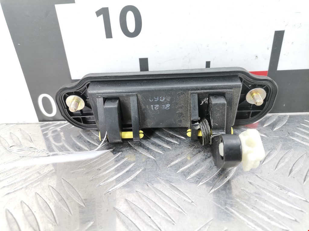 Ручка двери багажника наружная MAZDA MPV LW 1999-2006