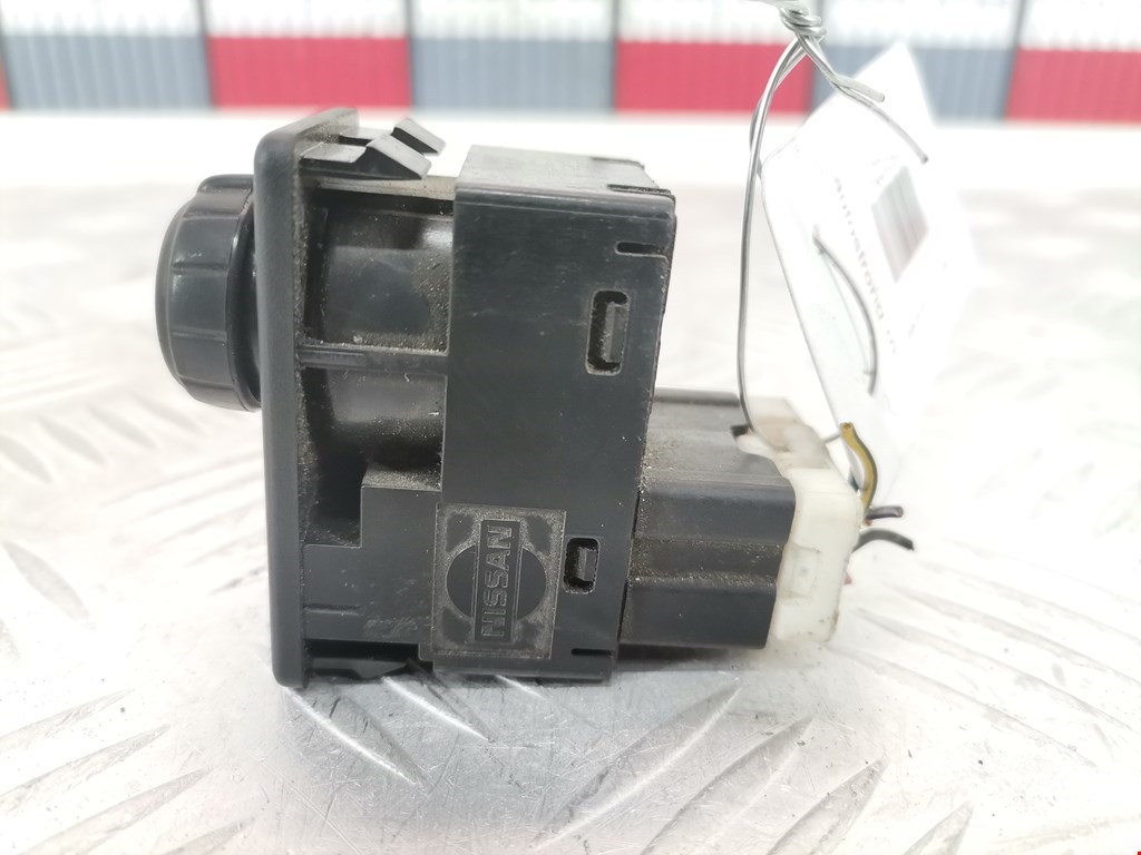 Блок управления зеркалами NISSAN Almera N16 2000-2006