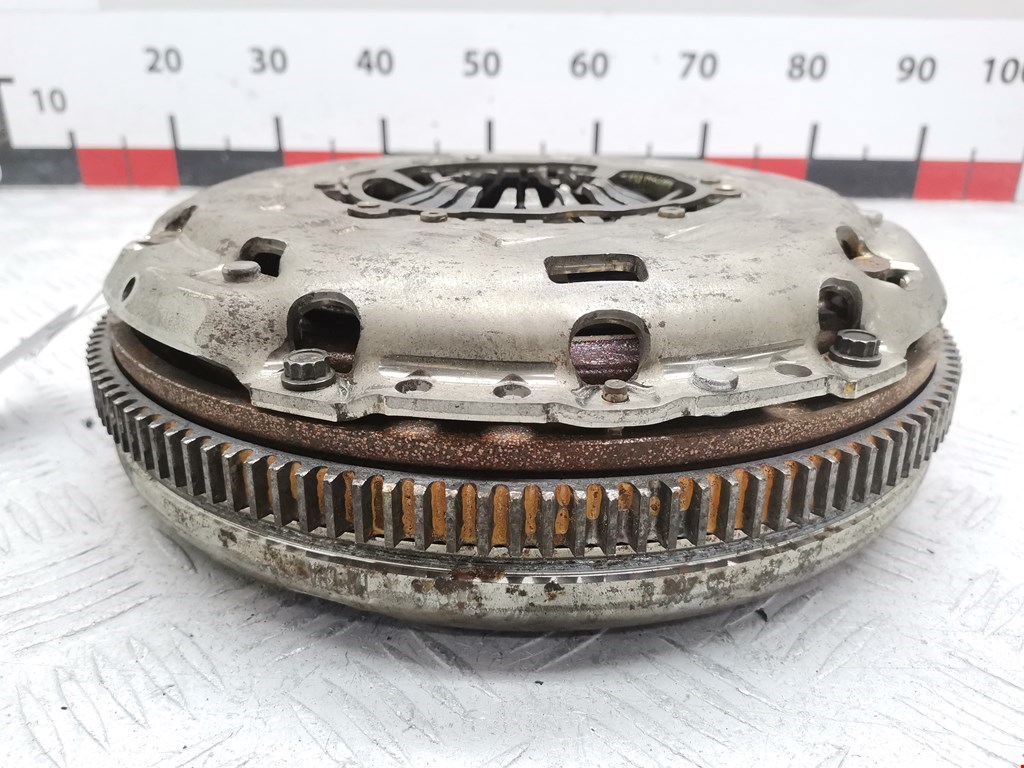 Маховик (демпфер сцепления) VOLKSWAGEN Passat B6 2005-2011