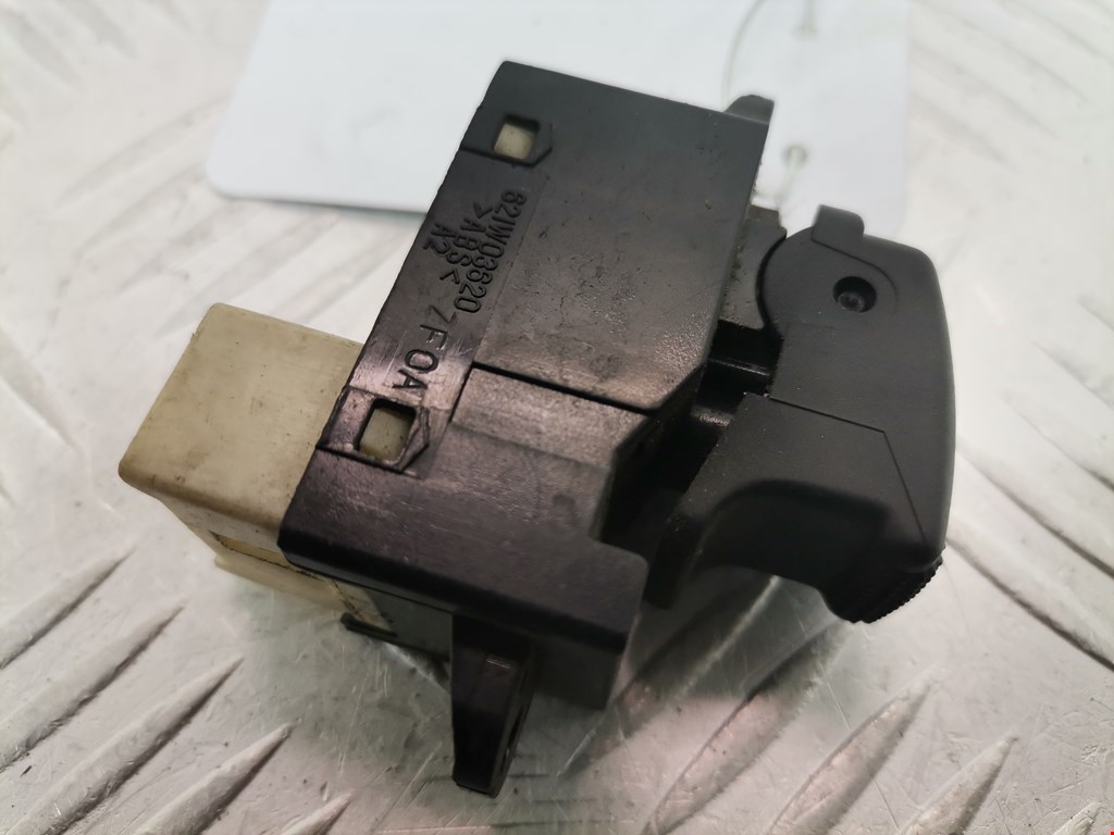 Кнопка стеклоподъемника KIA Cerato I 2004-2009