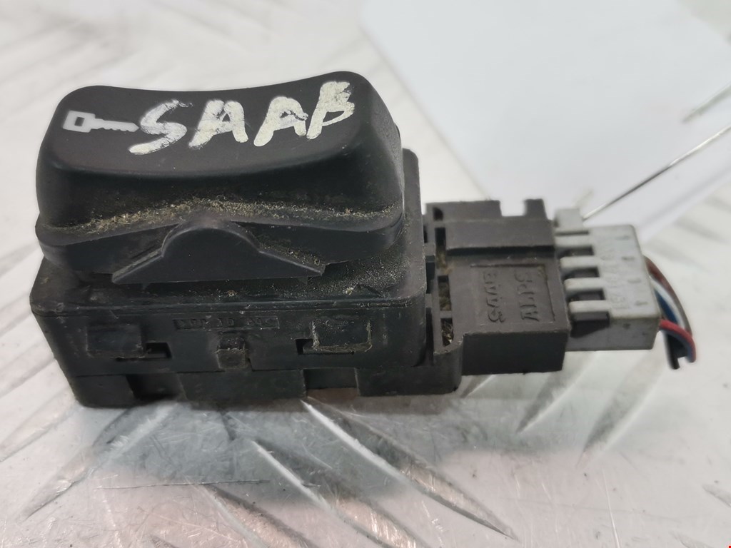 Кнопка центрального замка SAAB 9-5 1997-2010