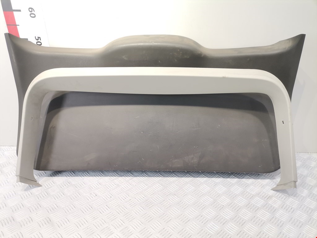 Обшивка крышки багажника FORD C-MAX 2003-2010