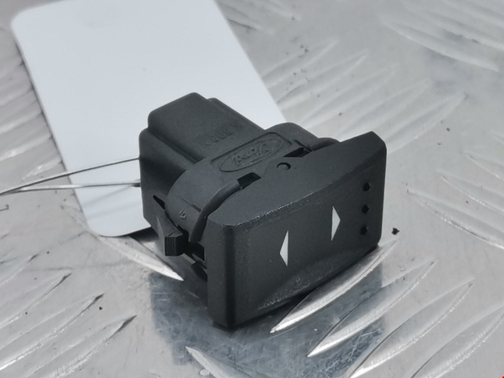 Кнопка стеклоподъемника FORD Mondeo III 2000-2007