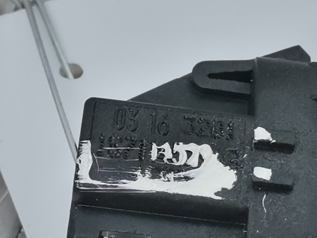 Кнопка стеклоподъемника FORD Mondeo III 2000-2007