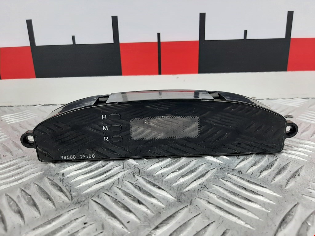 Часы KIA Cerato I 2004-2009