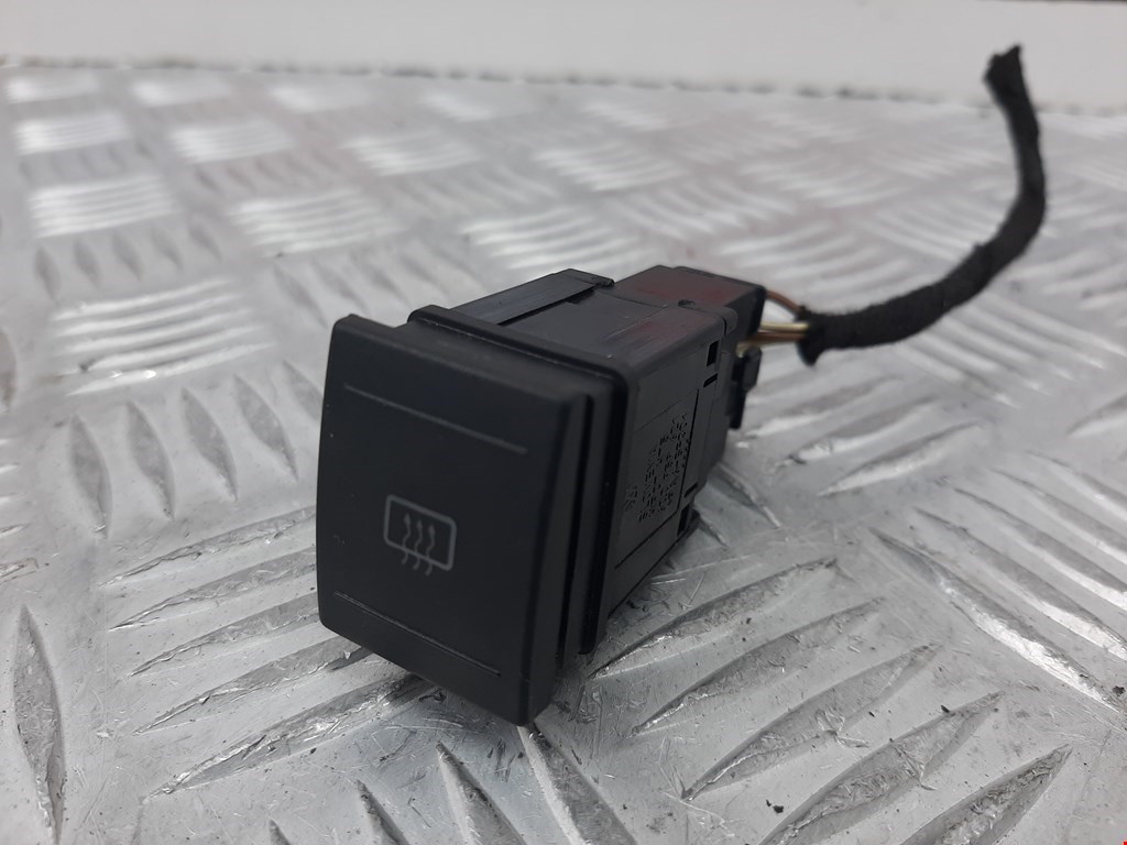 Кнопка подогрева (обогрева) заднего стекла Volkswagen Polo 4 (2001-2009)