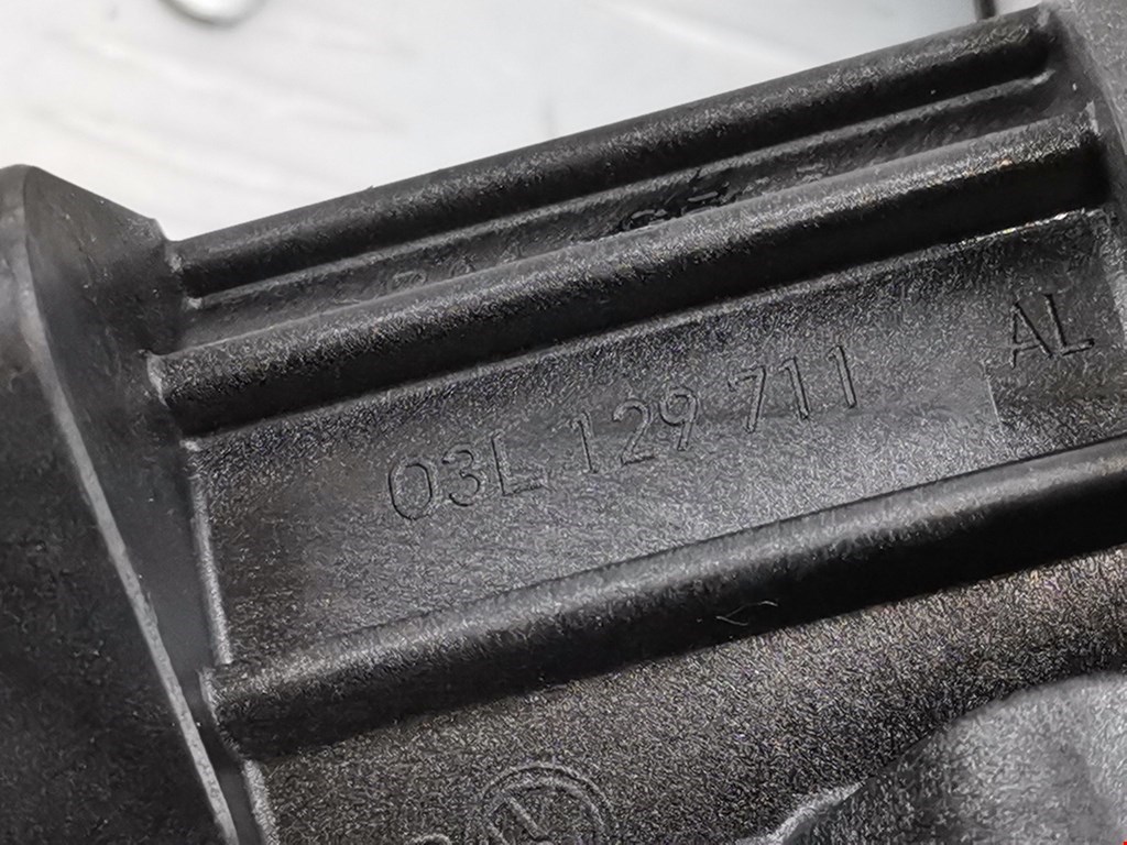 Коллектор впускной VOLKSWAGEN Golf VI 2009-2012