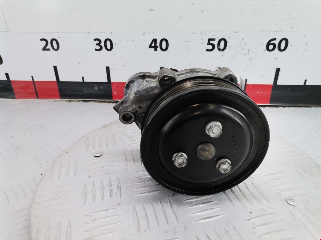 Насос водяной (помпа) OPEL Astra H/Family 2004-2015