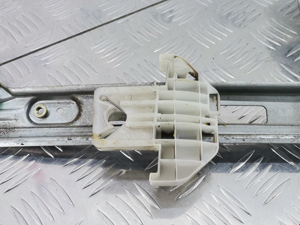 Стеклоподъемник задний правый FORD Focus I 1998-2005