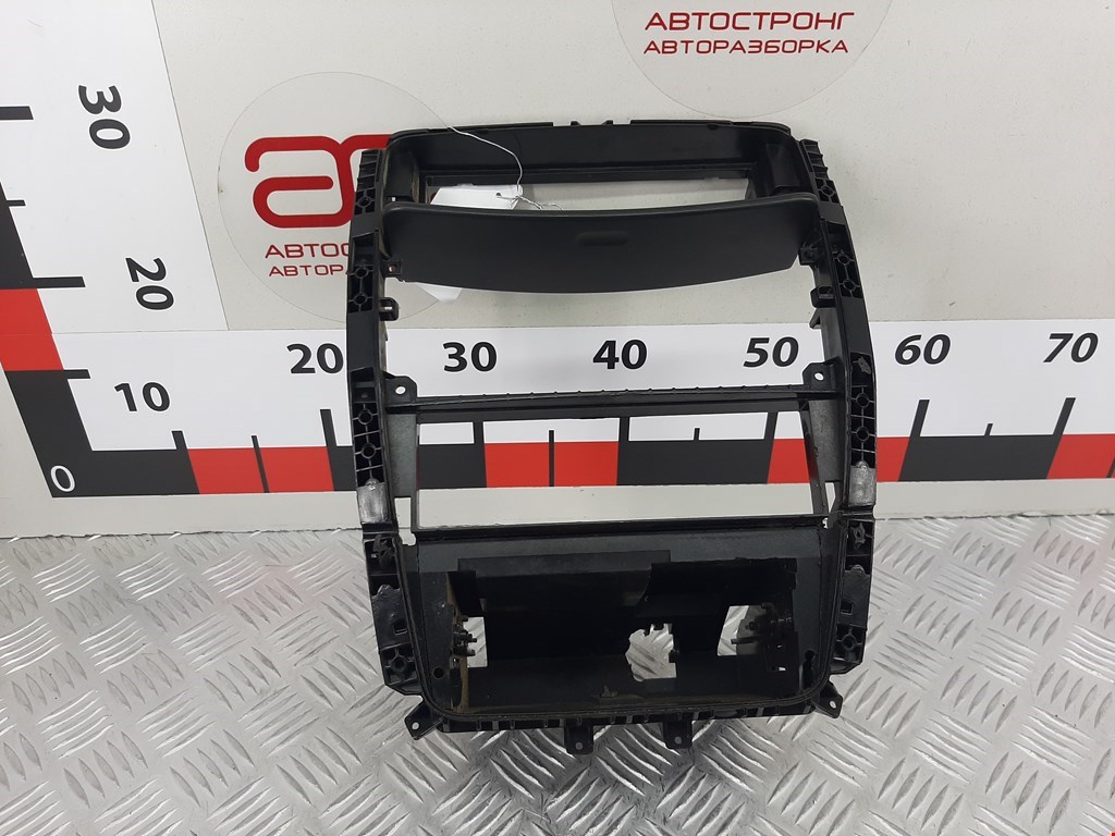 Рамка магнитолы MITSUBISHI Space Star 1999-2006