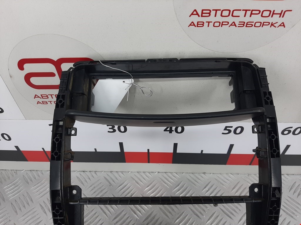 Рамка магнитолы MITSUBISHI Space Star 1999-2006