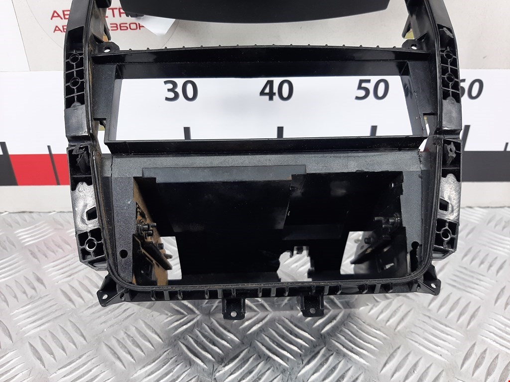 Рамка магнитолы MITSUBISHI Space Star 1999-2006