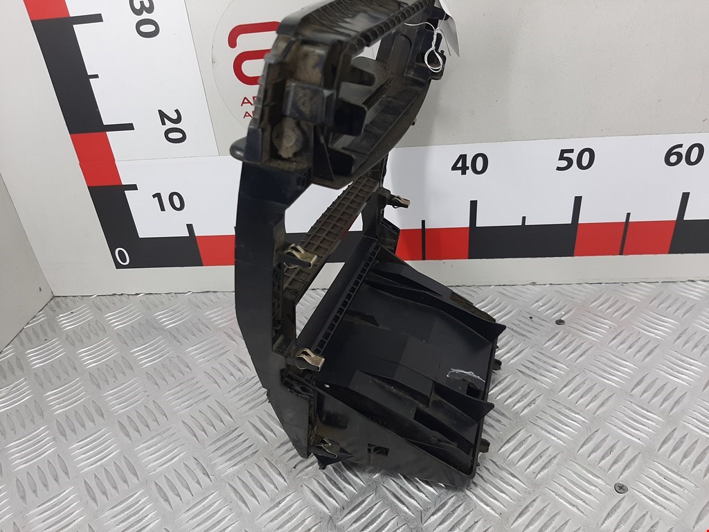 Рамка магнитолы MITSUBISHI Space Star 1999-2006