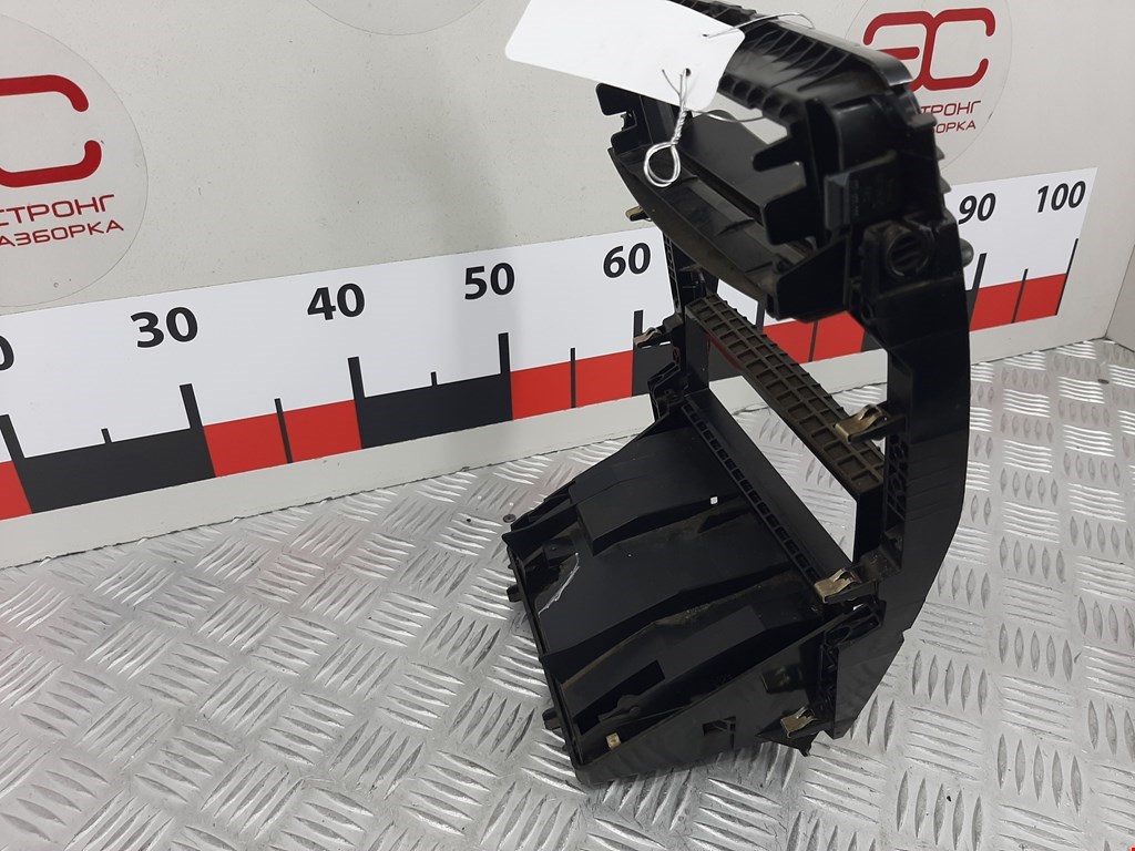 Рамка магнитолы MITSUBISHI Space Star 1999-2006