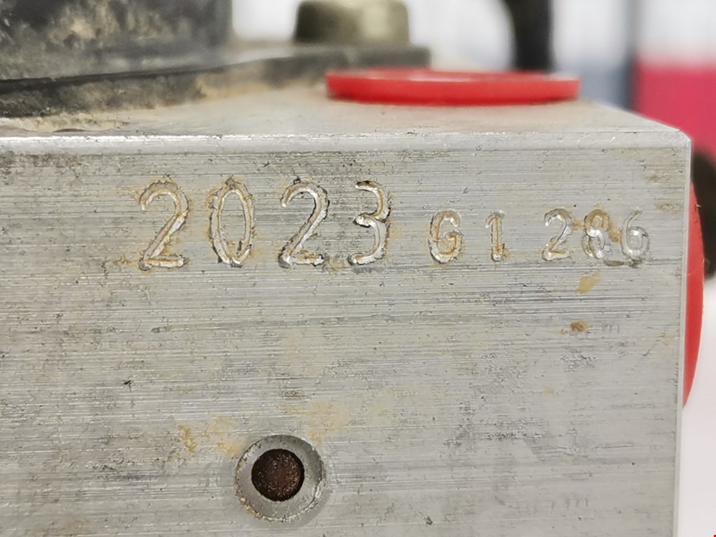 Блок ABS (насос) VOLKSWAGEN Beetle A4 1998-2010