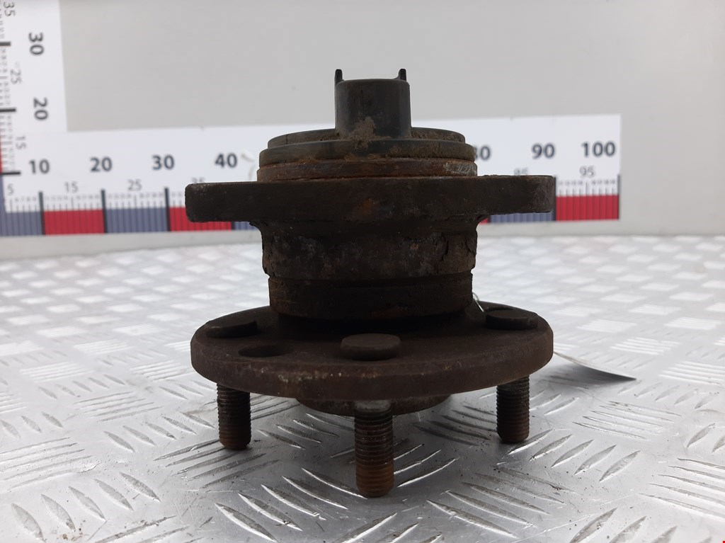 Ступица задняя левая FORD Mondeo III 2000-2007