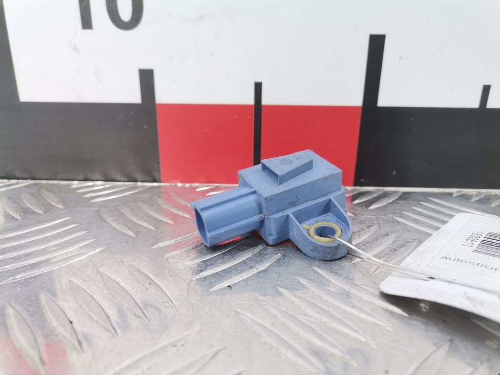 Датчик AIR BAG (подушек безопасности) VOLKSWAGEN Golf V 2003-2009