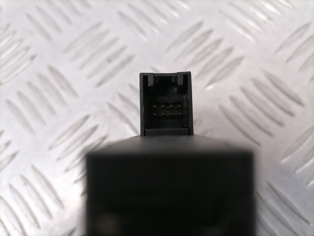 Кнопка антипробуксовочной системы AUDI A4 B8 2007-2015