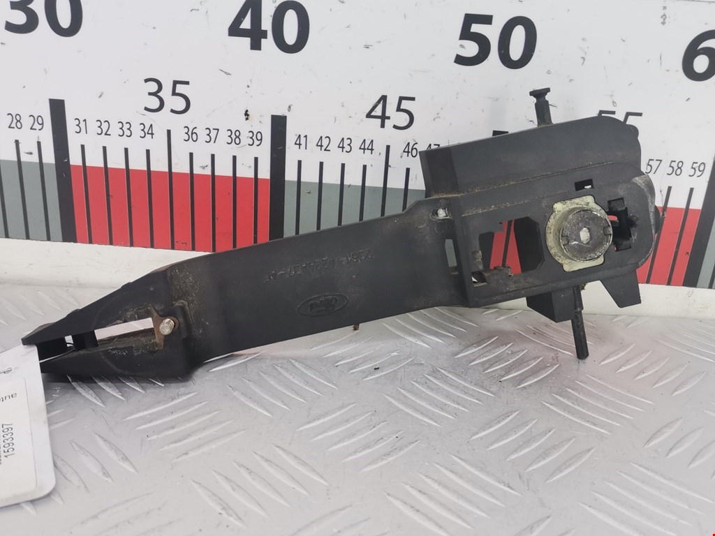 Кронштейн ручки FORD Fiesta 2001-2008