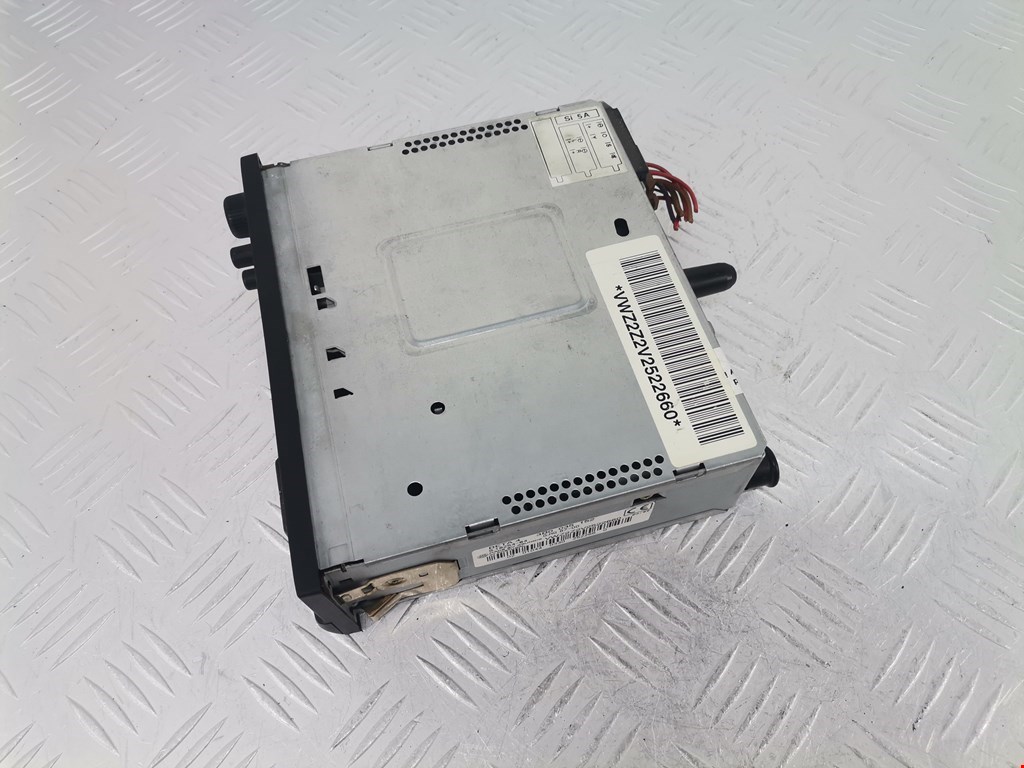 Магнитола VOLKSWAGEN Passat B5 1997-2005