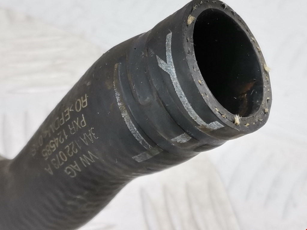 Патрубок отопителя VOLKSWAGEN Passat B7 2011-2015