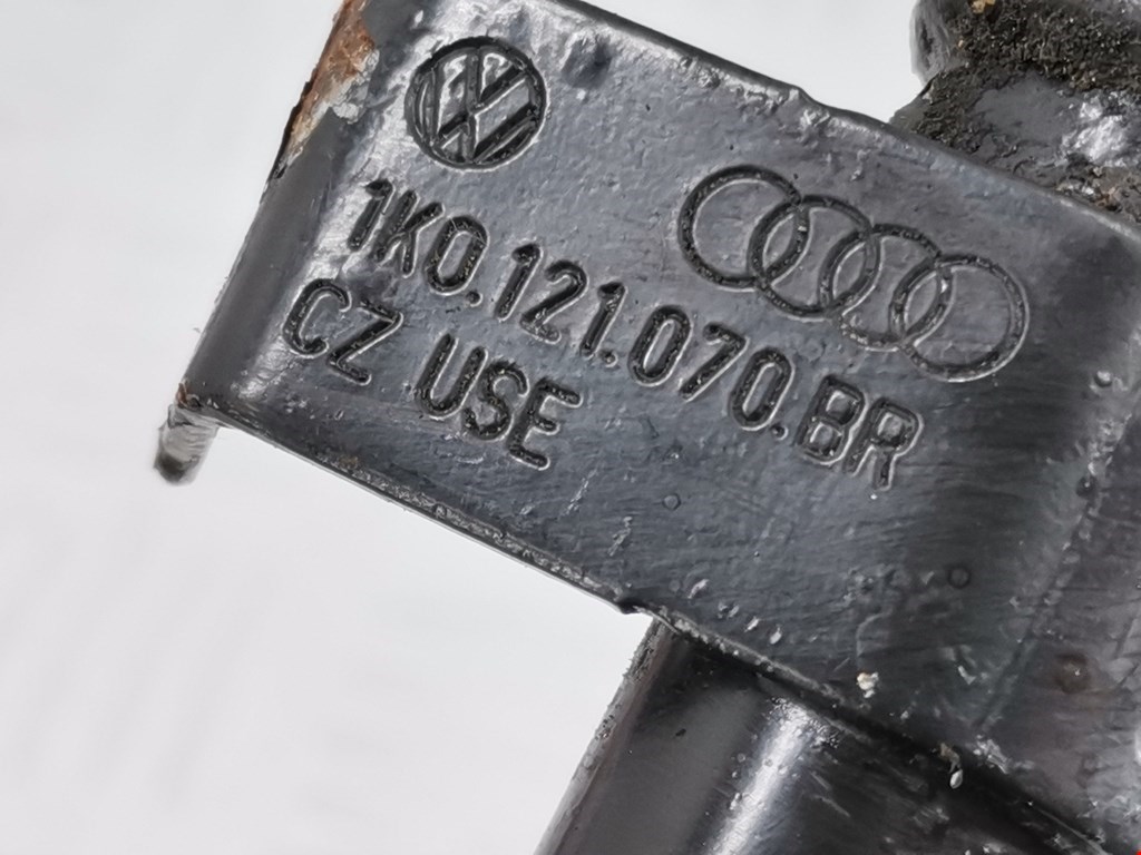 Патрубок VOLKSWAGEN Passat B7 2011-2015