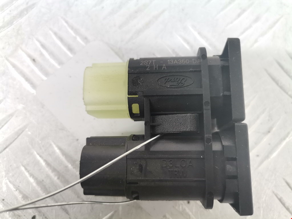 Кнопка аварийной сигнализации (аварийки) FORD Mondeo III 2000-2007