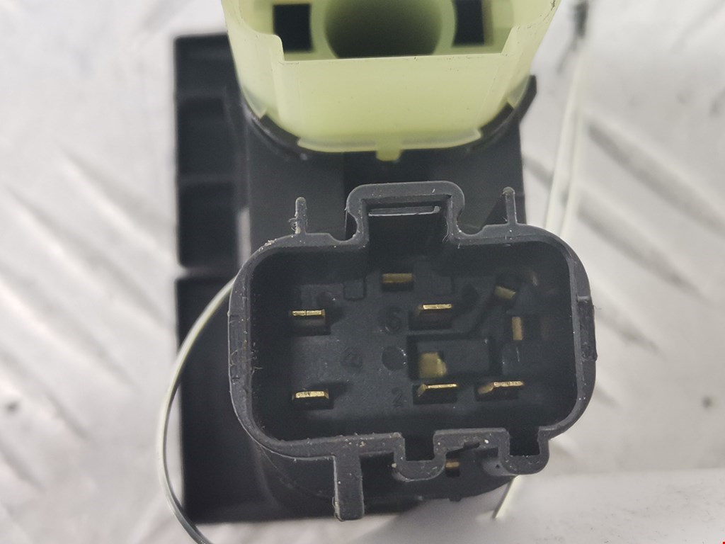 Кнопка аварийной сигнализации (аварийки) FORD Mondeo III 2000-2007