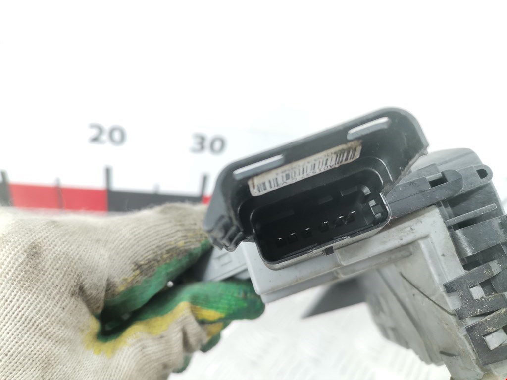 Замок двери передней правой PEUGEOT Partner 2008-2018