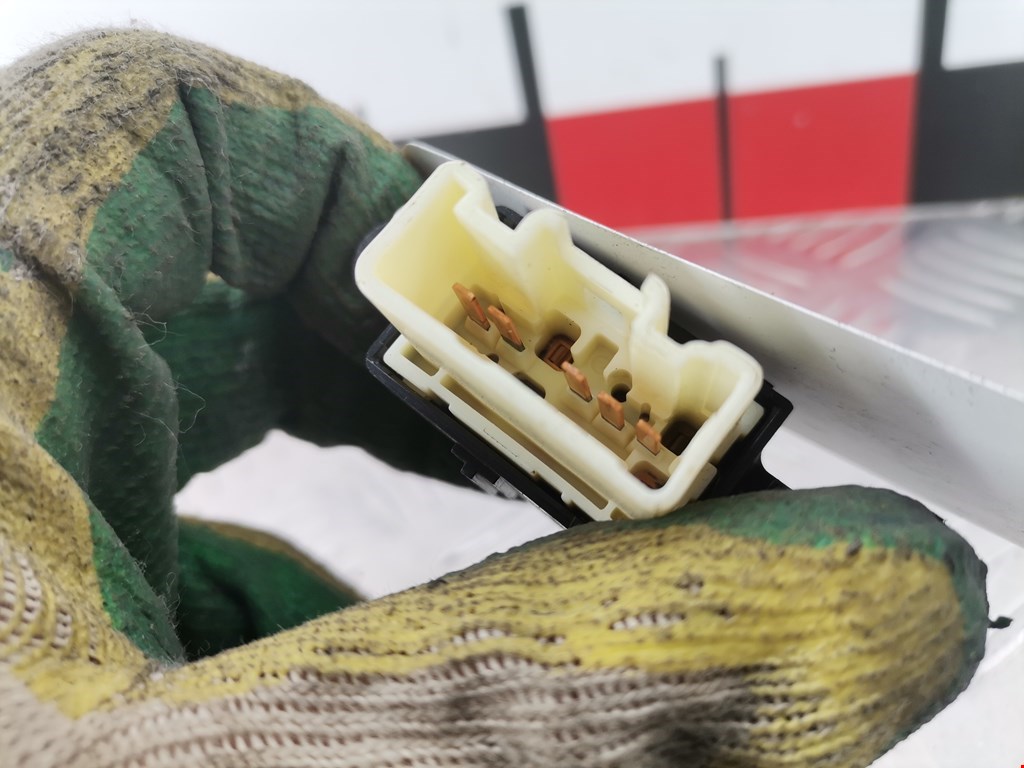 Кнопка стеклоподъемника MAZDA Mazda 6 GG 2000-2007