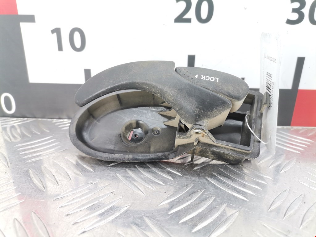 Ручка дверная задняя внутренняя левая FORD Focus I 1998-2005