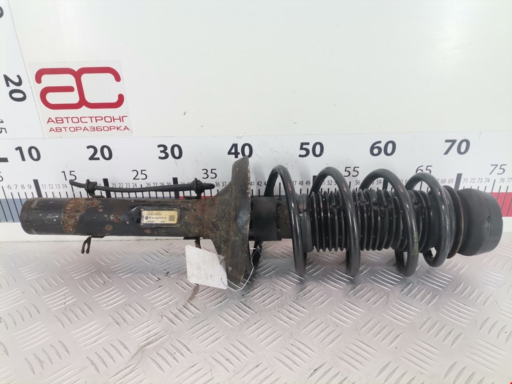 Стойка амортизатора переднего правого Audi A3 8L (1996-2003)