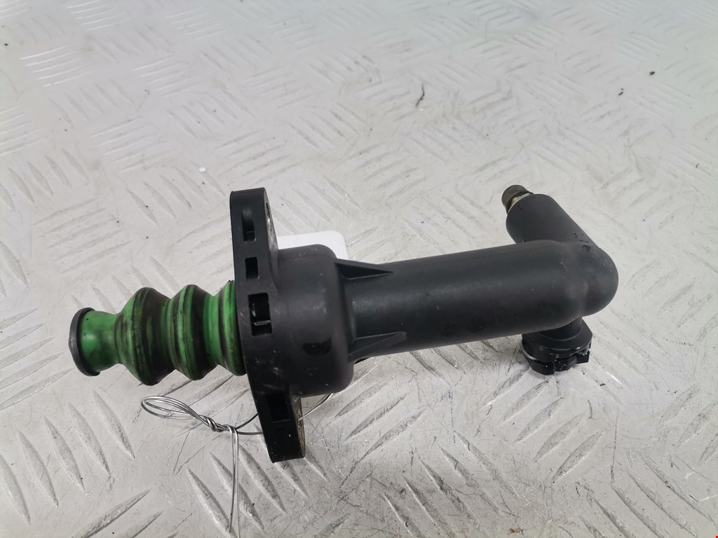 Цилиндр сцепления рабочий VOLKSWAGEN Beetle A4 1998-2010