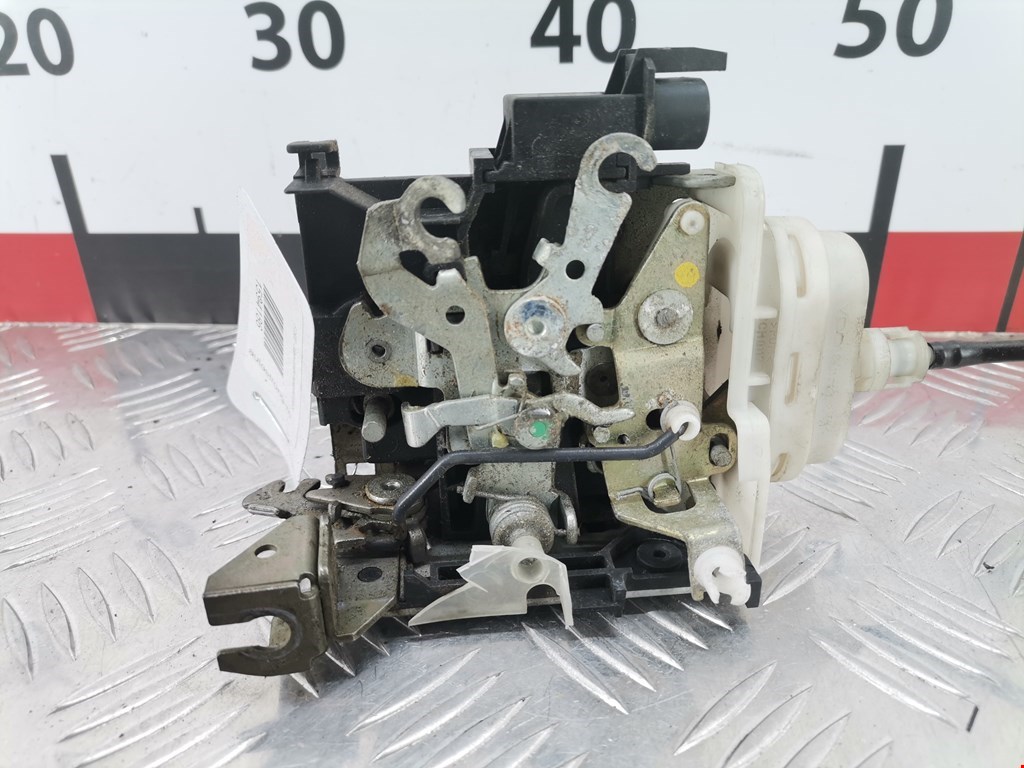 Замок двери передней правой AUDI A3 8L 1996-2003