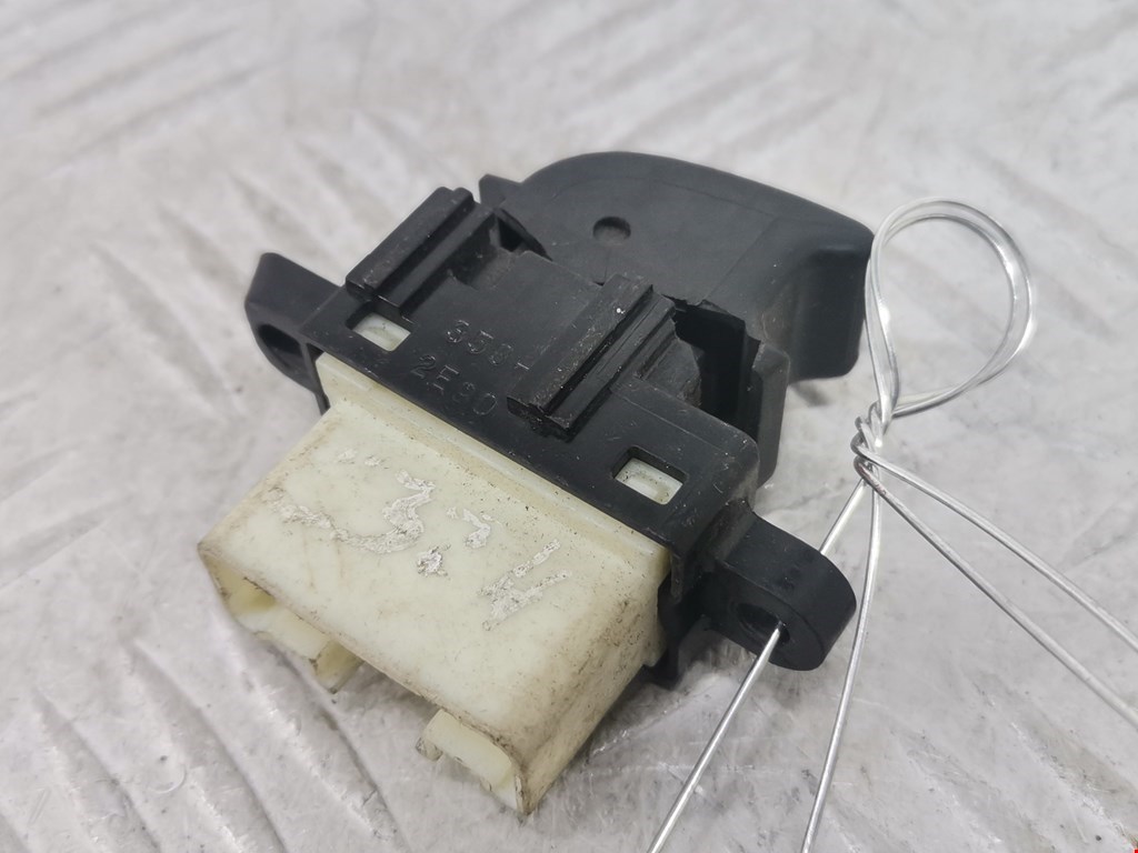 Кнопка стеклоподъемника MAZDA Mazda 6 GG 2000-2007