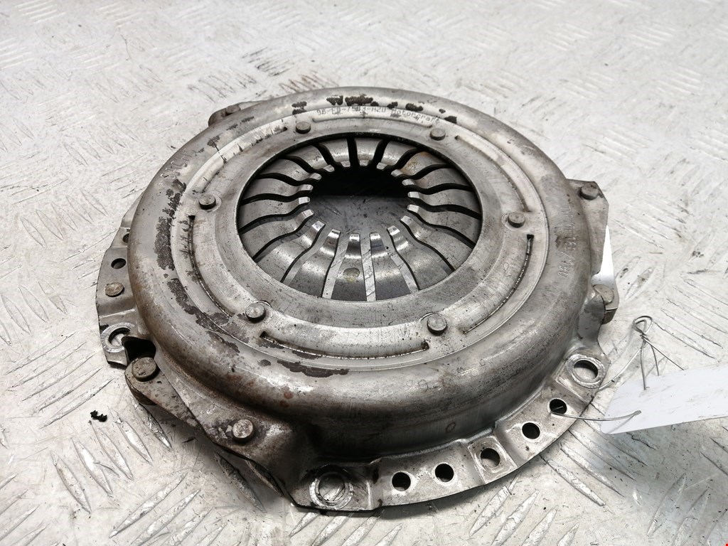 Маховик (демпфер сцепления) FORD Fiesta 2001-2008