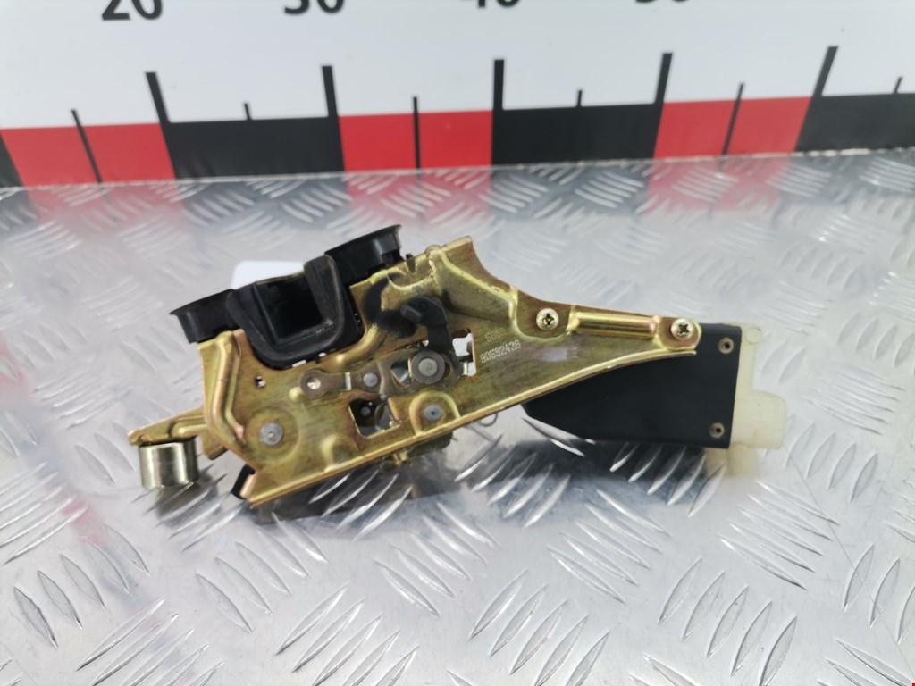 Замок двери задней правой OPEL Omega B 1994-2004