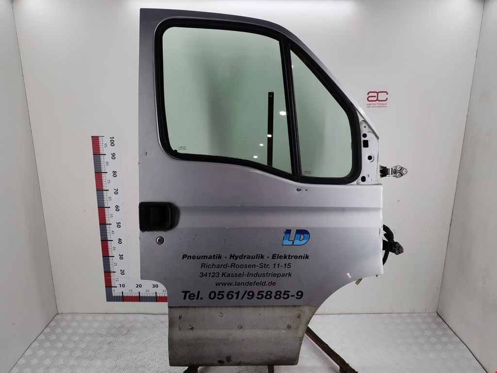 Стекло двери передней правой Renault Master 2 (1997-2010)