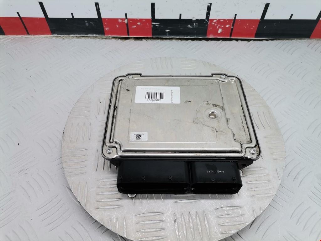 Блок управления двигателя (ЭБУ) AUDI A4 B8 2007-2015