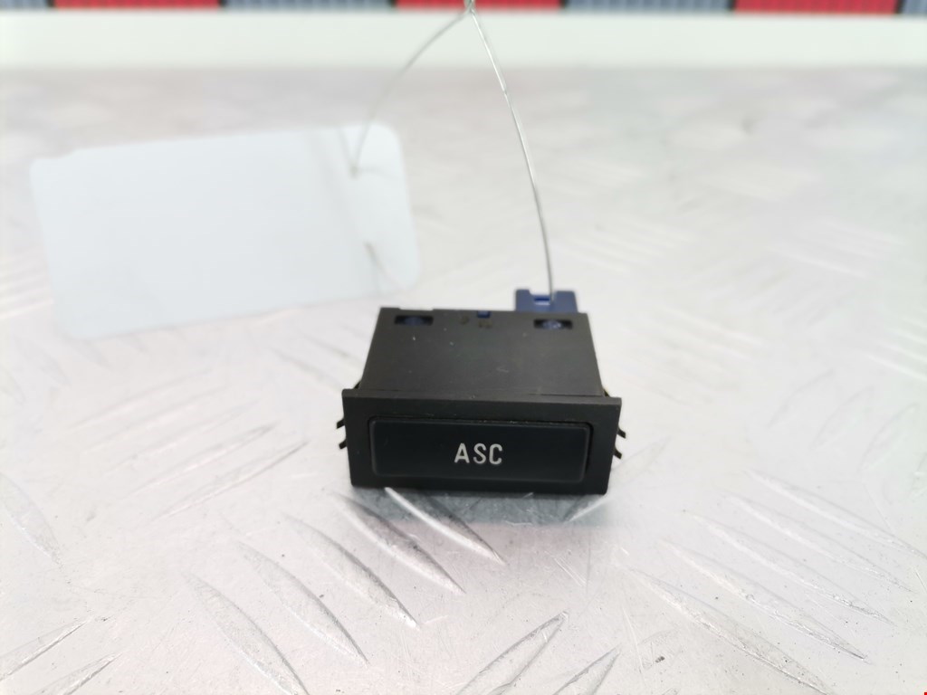 Кнопка антипробуксовочной системы BMW 5er 5 серия E39 1995-2004