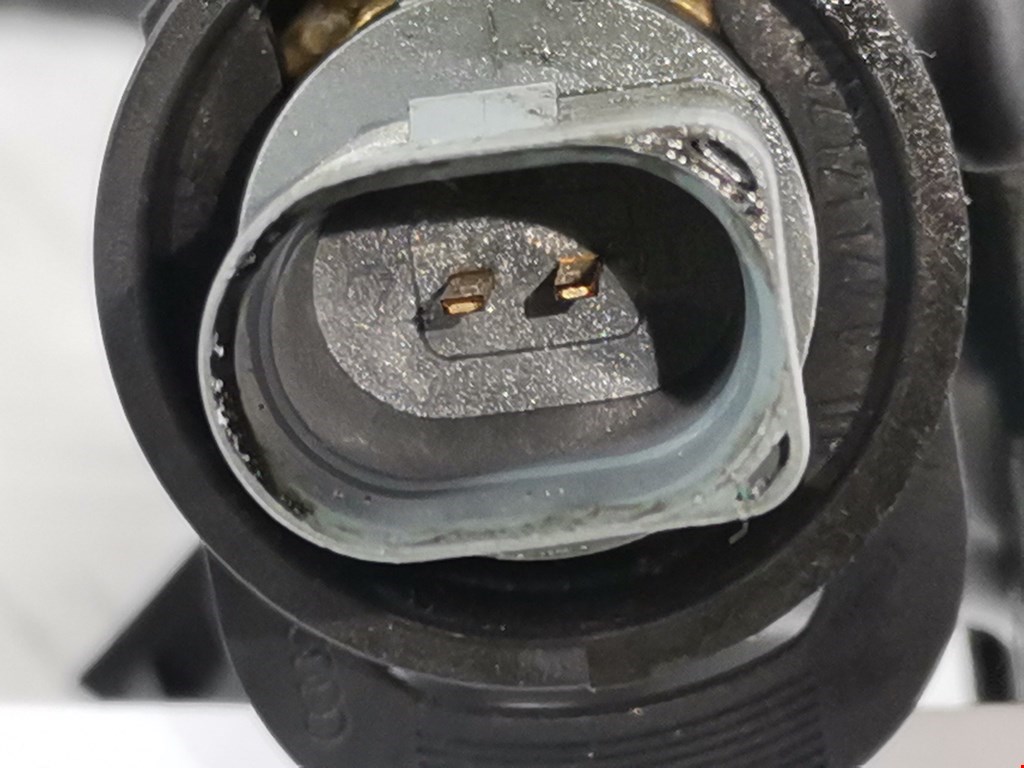 Тройник системы охлаждения AUDI A4 B8 2007-2015