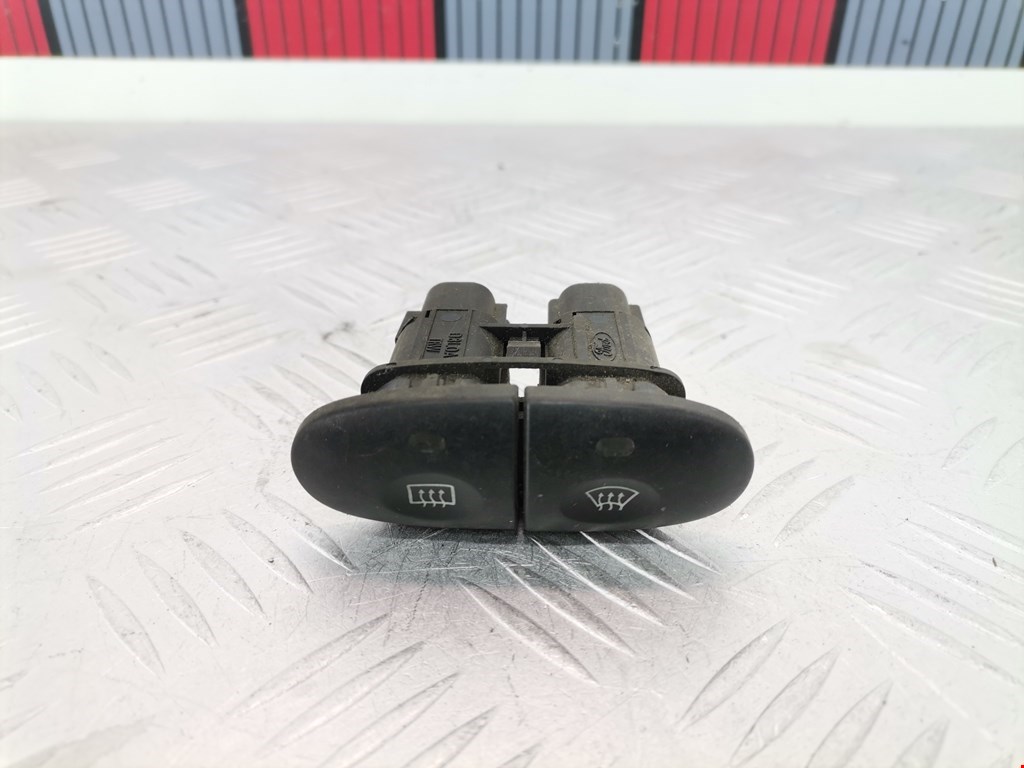 Кнопка подогрева (обогрева) заднего стекла Ford Mondeo 2 (1996-2002)