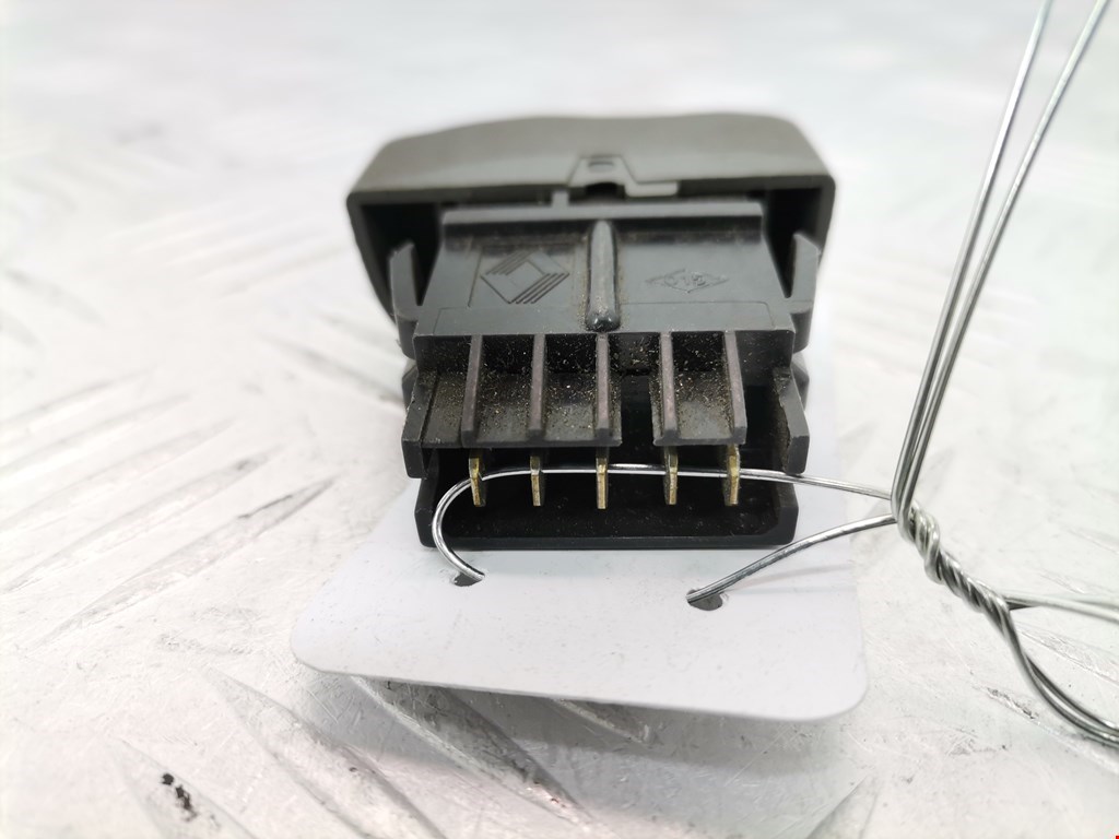 Кнопка центрального замка RENAULT Scenic I 1996-2003