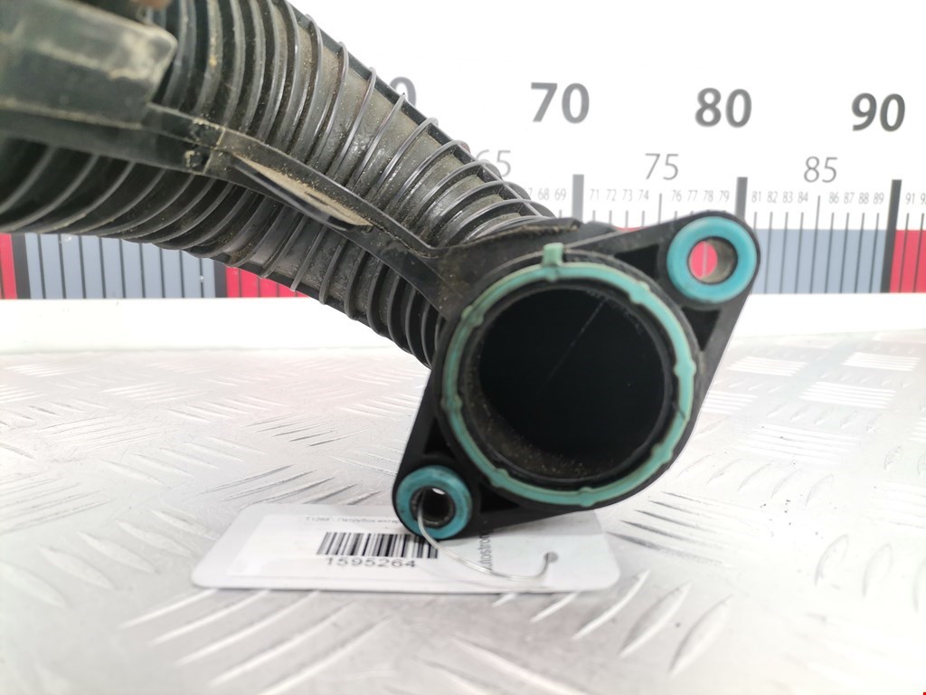 Патрубок интеркулера VOLVO V50 I 2004-2012