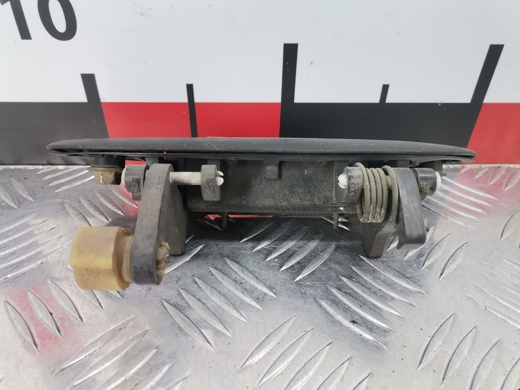 Ручка двери задней наружная левая MAZDA 323 FA 1977-1980